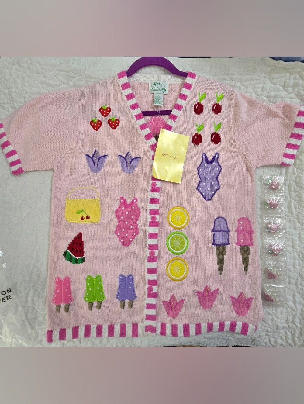 Quacker Factory Pink Embroidered Summer Kitschy Cardigan Sweater Button Covers.